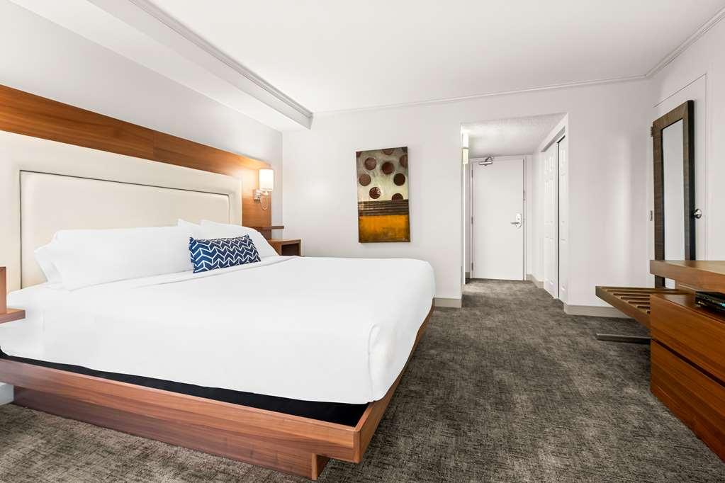 Best Western Plus Mont-Laurier Phòng bức ảnh