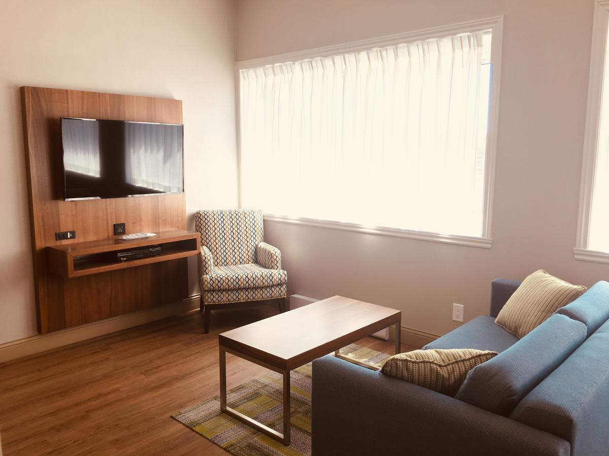 Best Western Plus Mont-Laurier Ngoại thất bức ảnh